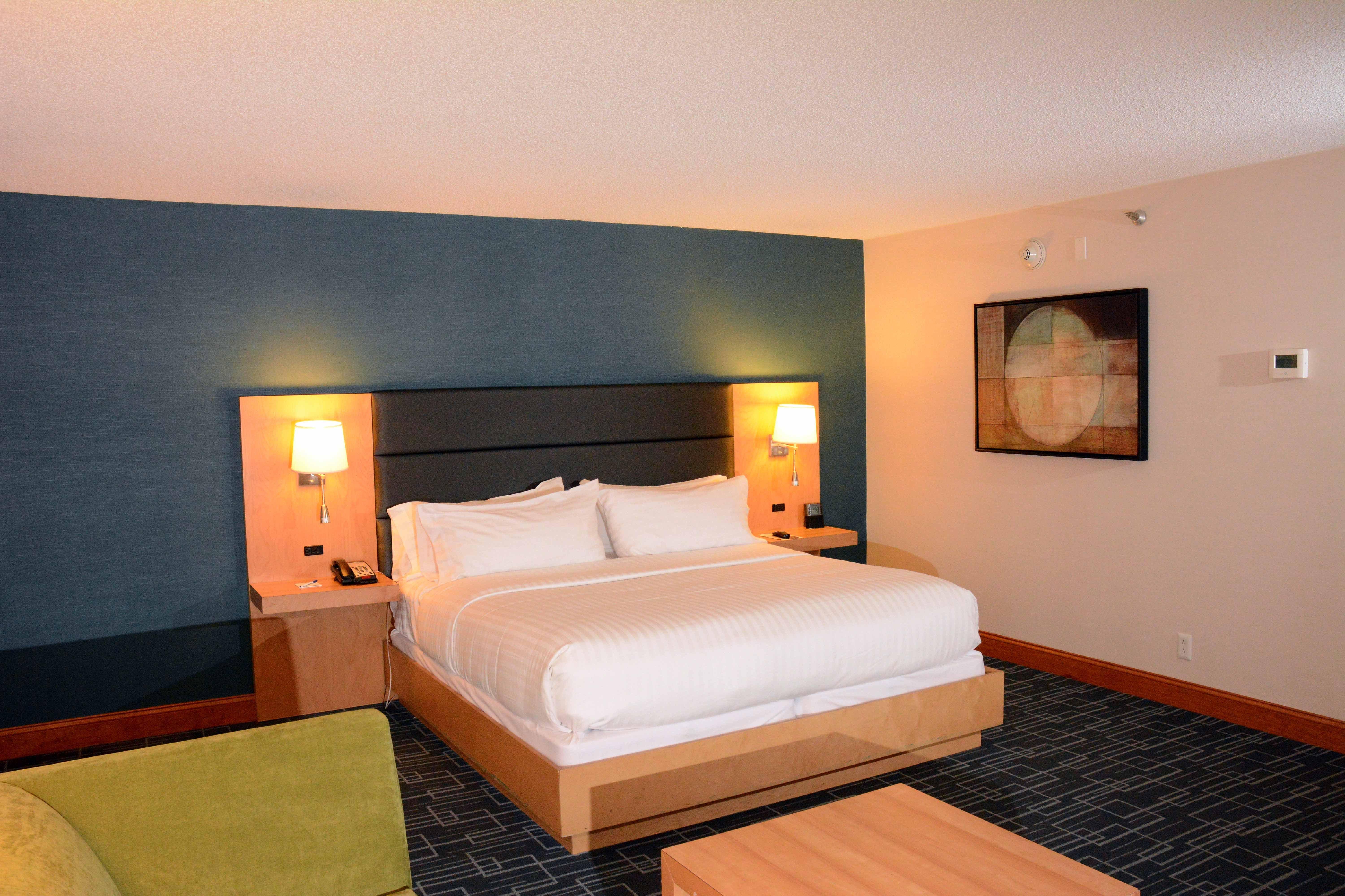 Holiday Inn Express Stamford, An Ihg Hotel Exteriör bild