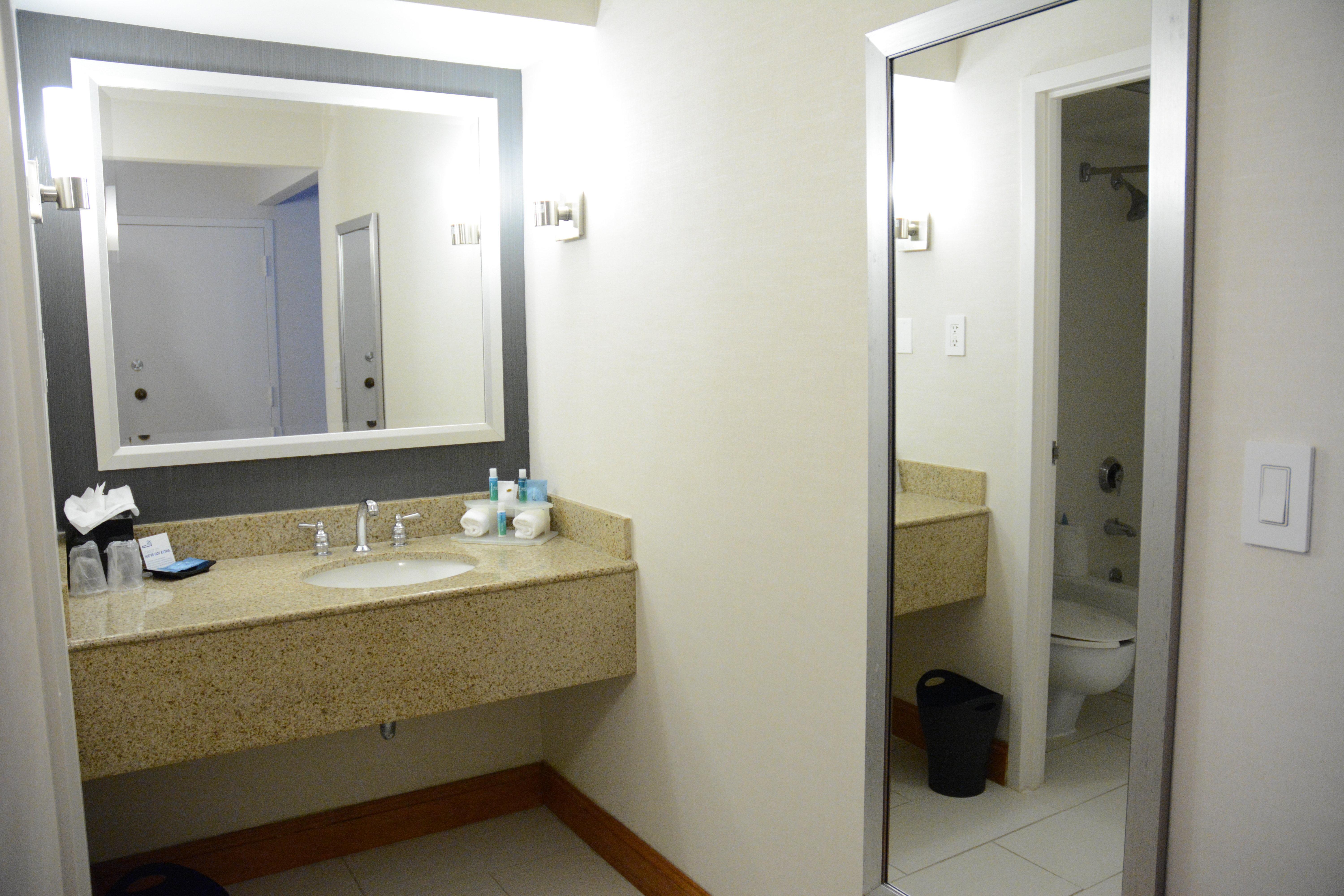 Holiday Inn Express Stamford, An Ihg Hotel Exteriör bild