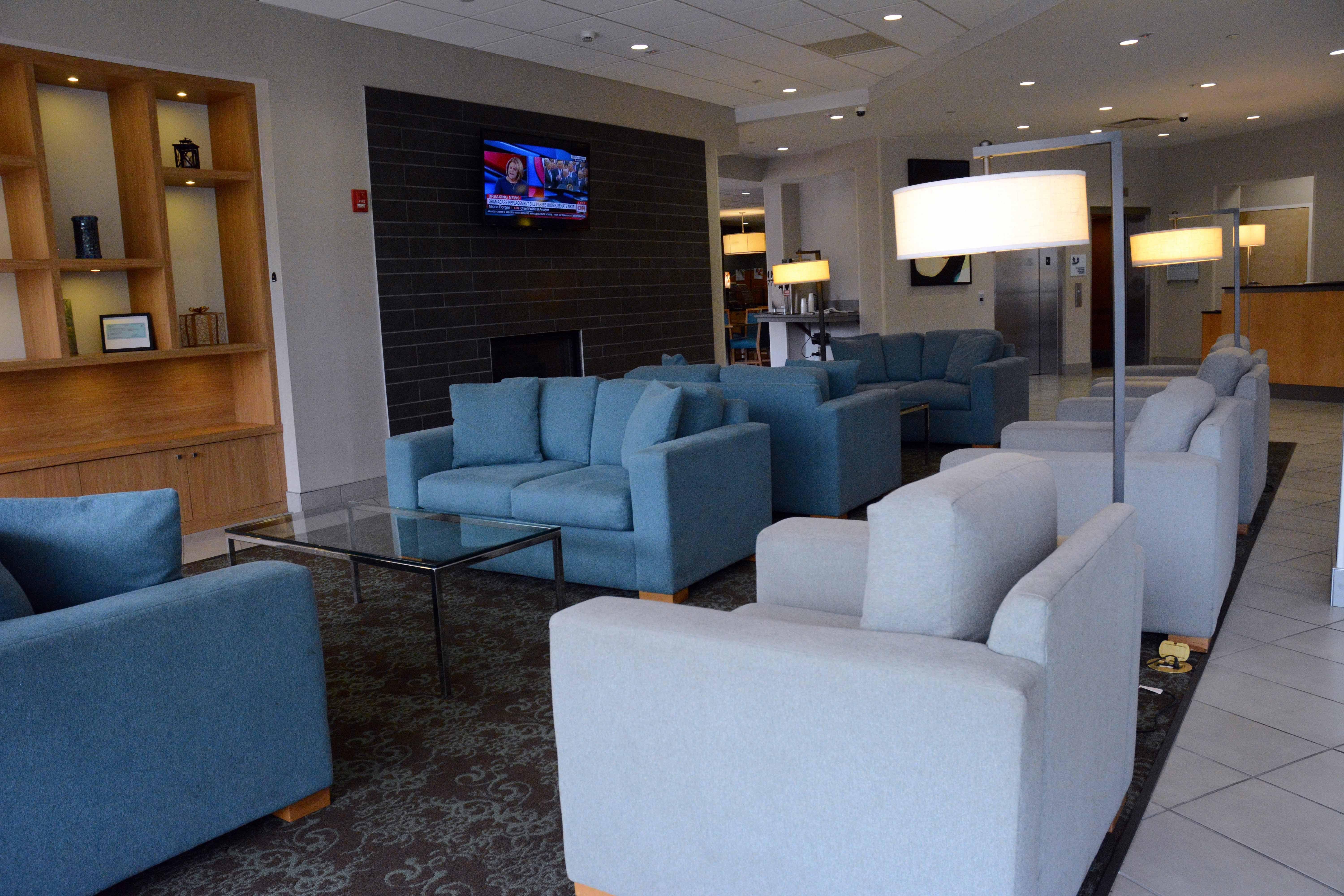 Holiday Inn Express Stamford, An Ihg Hotel Exteriör bild