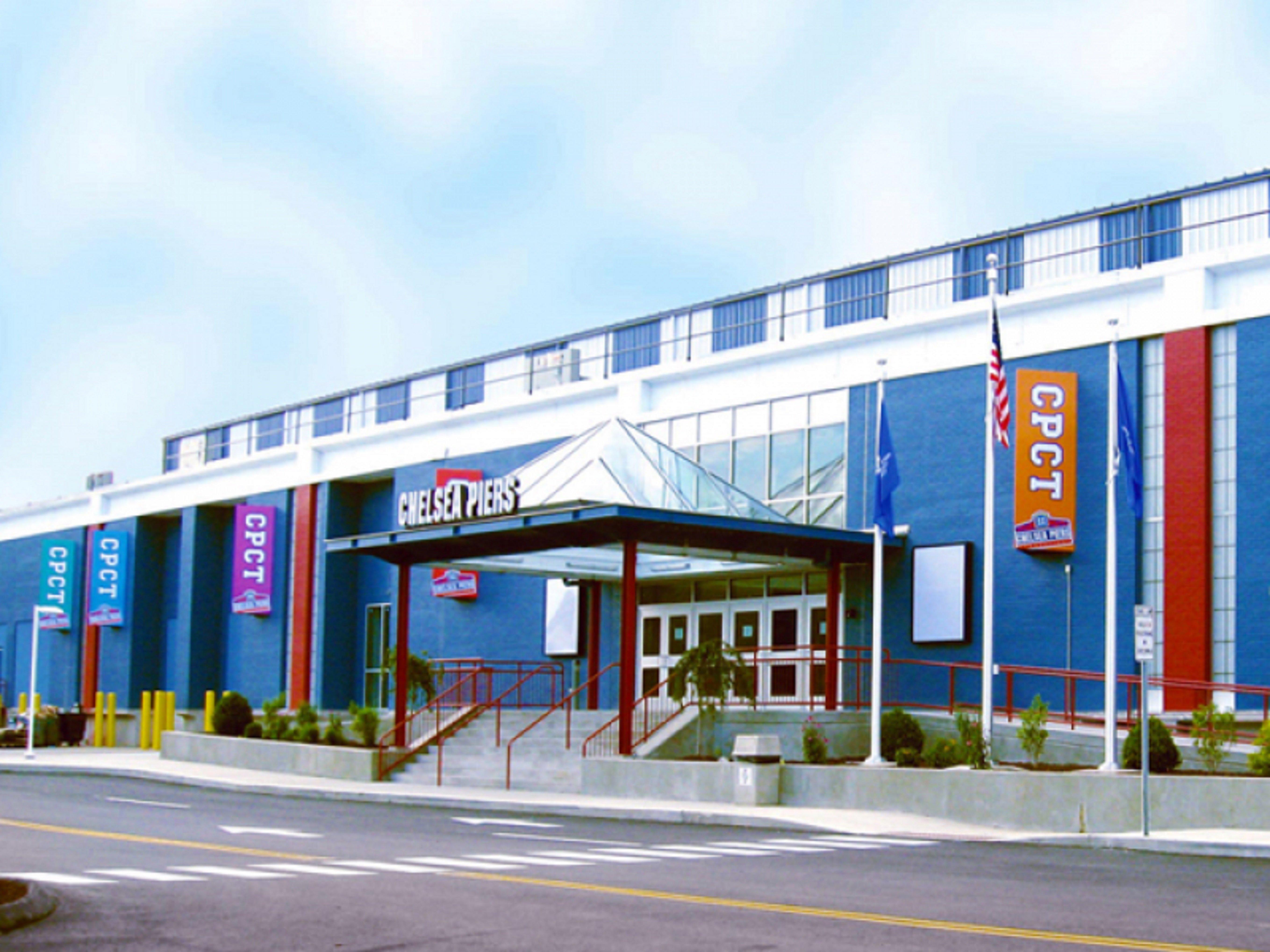 Holiday Inn Express Stamford, An Ihg Hotel Exteriör bild
